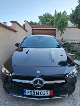  Mercedes-Benz CLA 25...