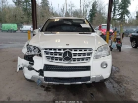 Mercedes-Benz ML 550 RUN & DRIVE * НА ПРУЖИНИ * ЧЕРЕН САЛОН * CARFAX, снимка 2
