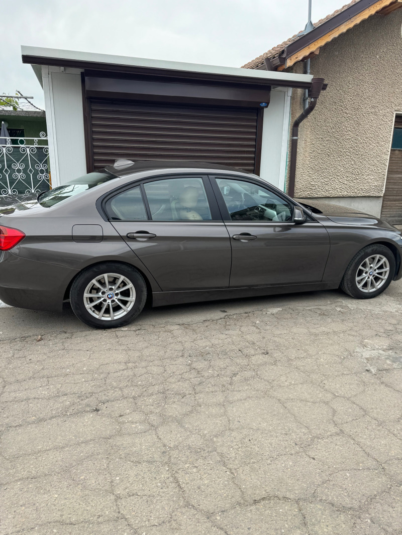 BMW 320 Ф30, снимка 4 - Автомобили и джипове - 45481726
