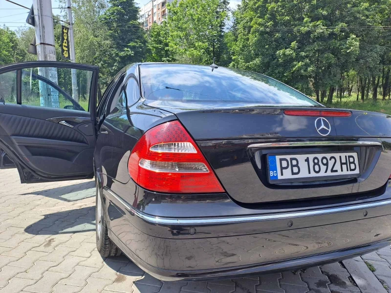 Mercedes-Benz E 280 W211, V6, 190 кс., 7G, снимка 8 - Автомобили и джипове - 47075410