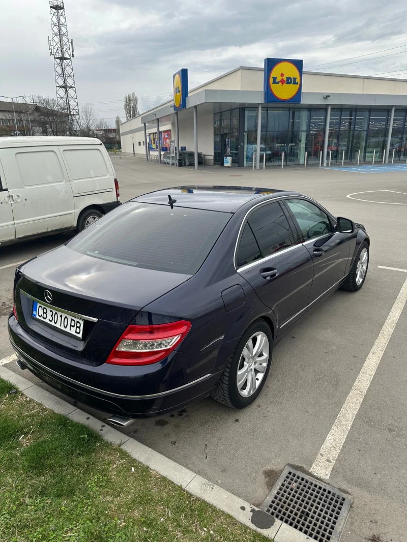 Mercedes-Benz C 320, снимка 7 - Автомобили и джипове - 51687239