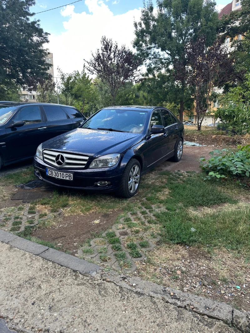 Mercedes-Benz C 320, снимка 2 - Автомобили и джипове - 48701171