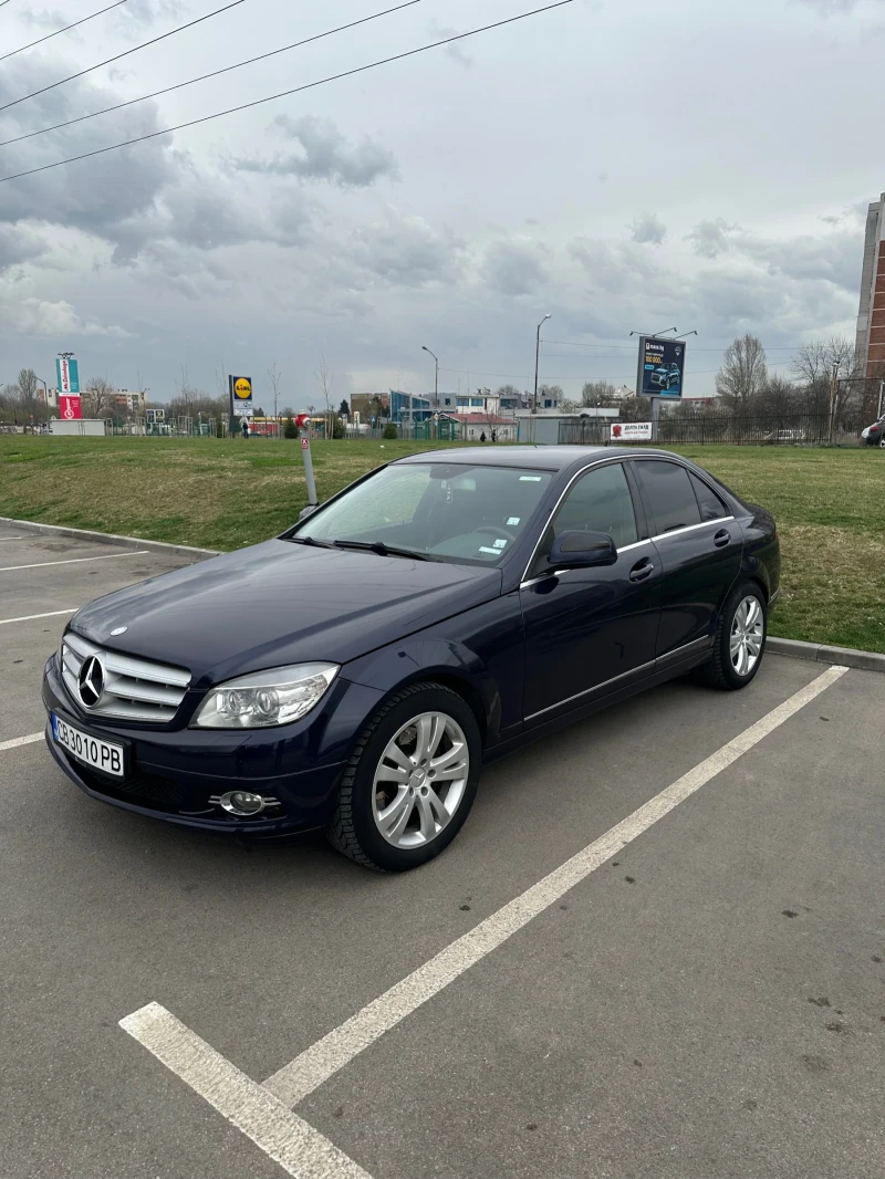Mercedes-Benz C 320, снимка 4 - Автомобили и джипове - 51687239