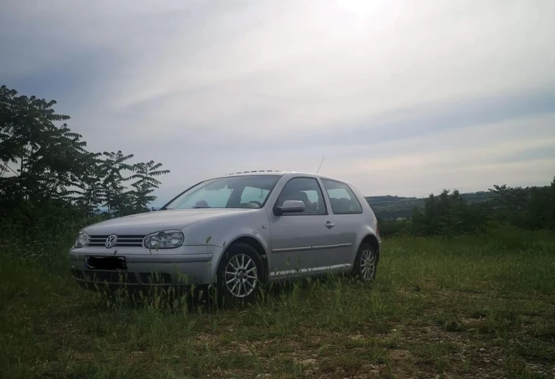 VW Golf, снимка 3 - Автомобили и джипове - 47648894