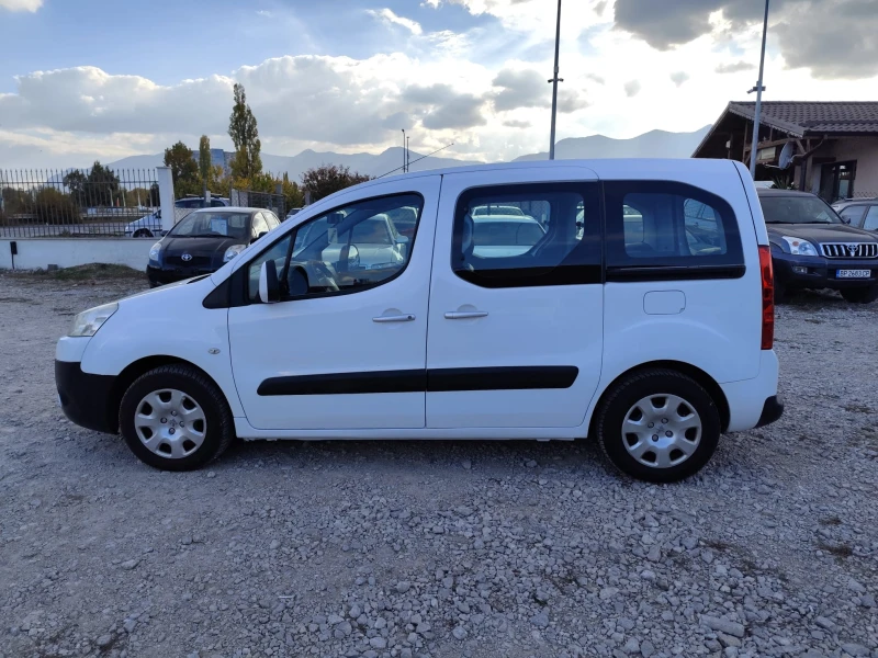 Peugeot Partner 1.6 дизел , снимка 10 - Автомобили и джипове - 47821969