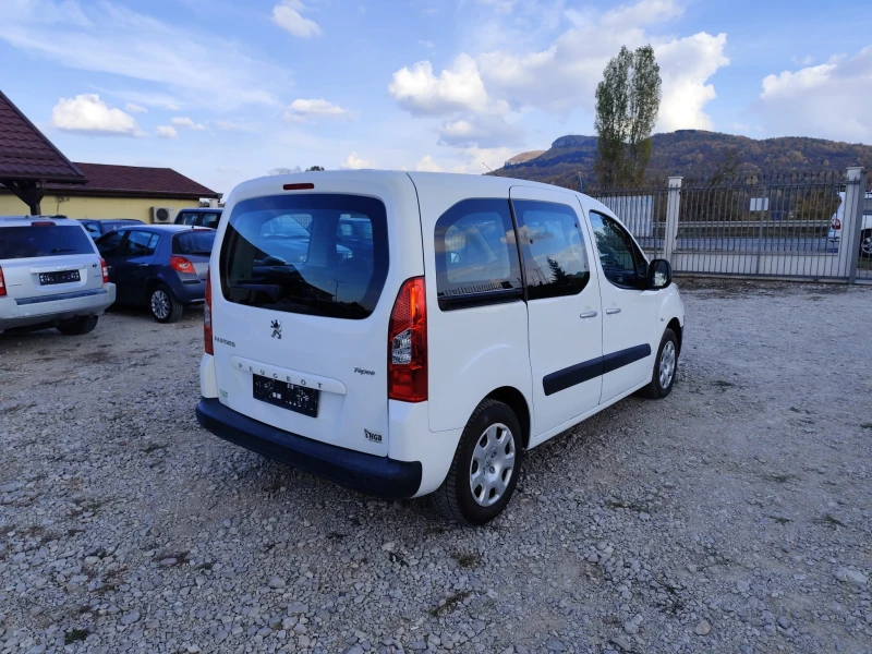 Peugeot Partner 1.6 дизел , снимка 6 - Автомобили и джипове - 47821969