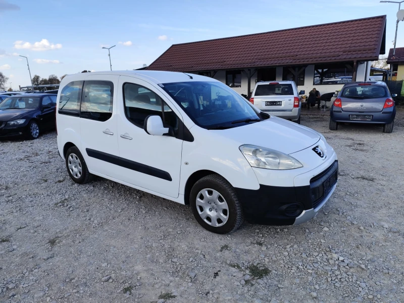 Peugeot Partner 1.6 дизел , снимка 3 - Автомобили и джипове - 47821969