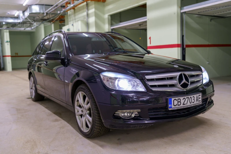 Mercedes-Benz C 220, снимка 1 - Автомобили и джипове - 48694936