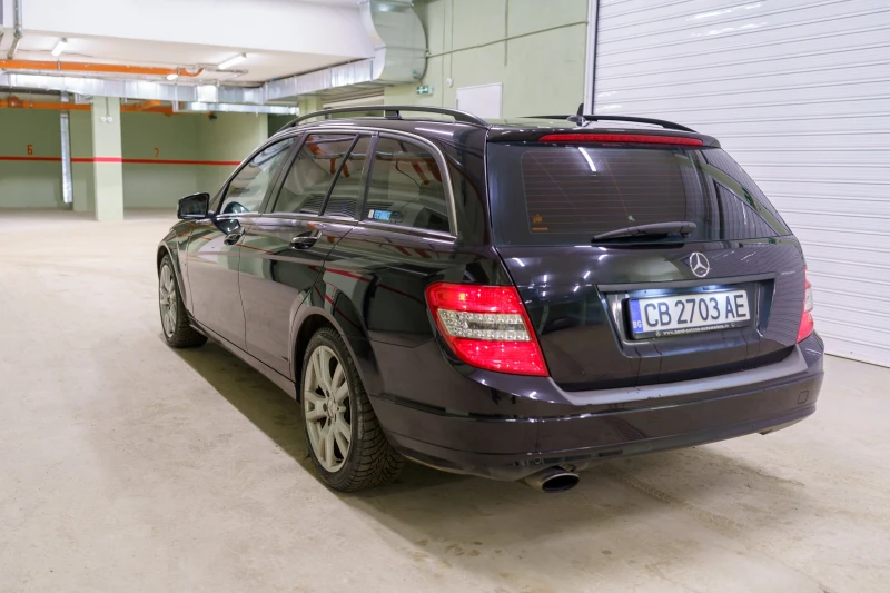 Mercedes-Benz C 220, снимка 12 - Автомобили и джипове - 48694936