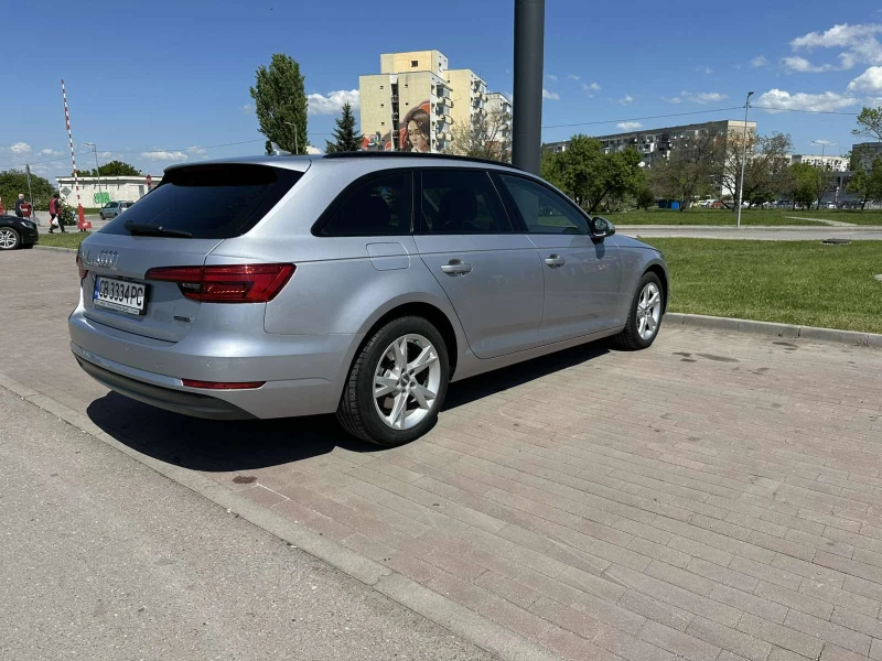 Audi A4 Sline* Matrix* Distr* Pano* VirtualCockpit* LaneAs, снимка 4 - Автомобили и джипове - 50244236