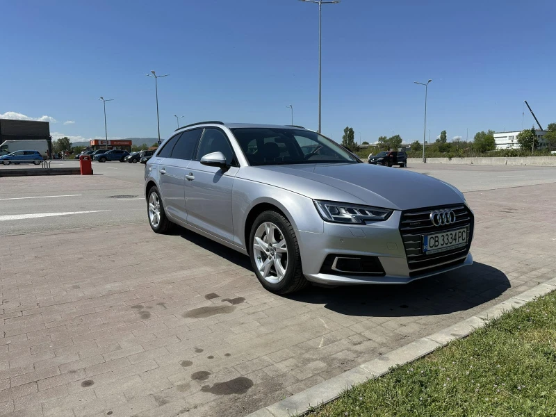 Audi A4 Sline* Matrix* Distr* Pano* VirtualCockpit* LaneAs, снимка 2 - Автомобили и джипове - 50244236