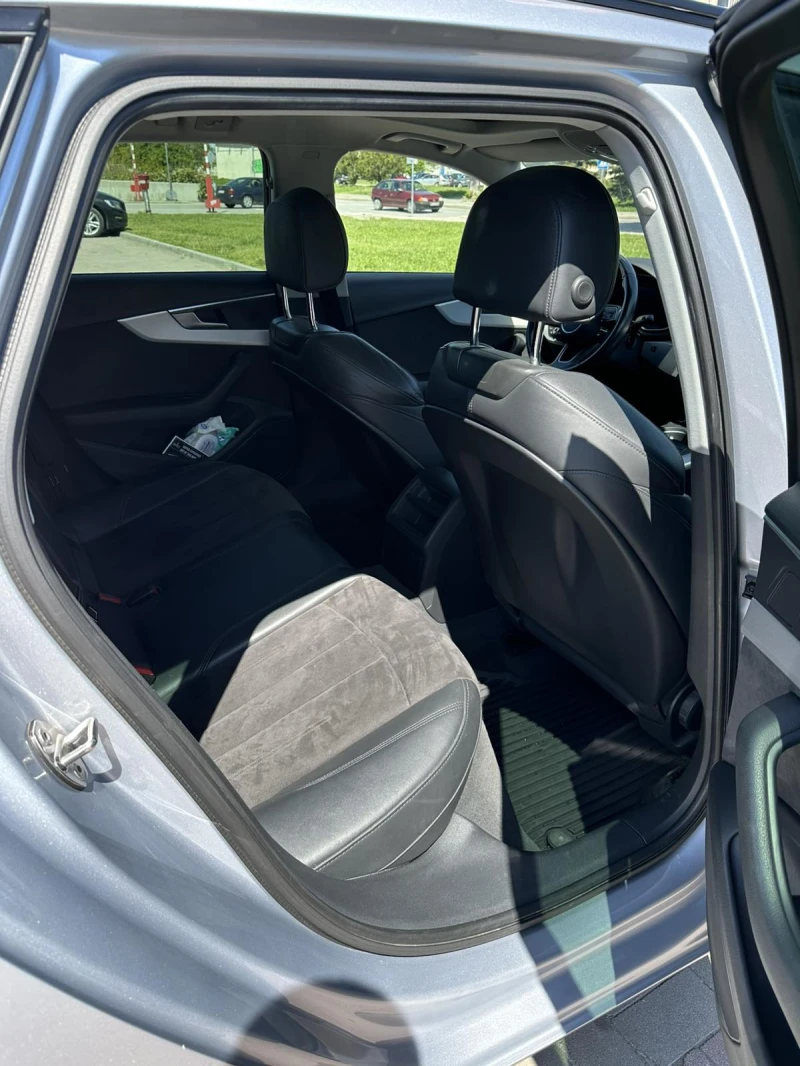 Audi A4 Sline* Matrix* Distr* Pano* VirtualCockpit* LaneAs, снимка 13 - Автомобили и джипове - 50244236