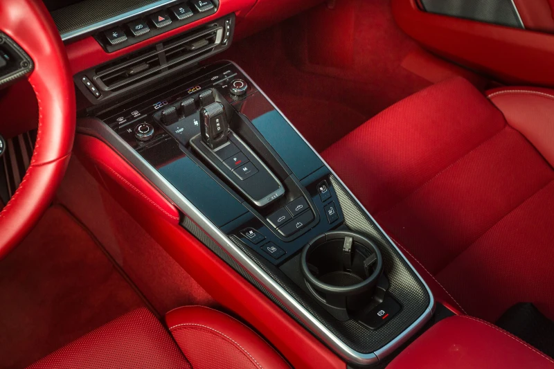 Porsche 911 992 TURBO S/AEROKIT/CER/ LIFT/BURMESTER, снимка 15 - Автомобили и джипове - 52268944