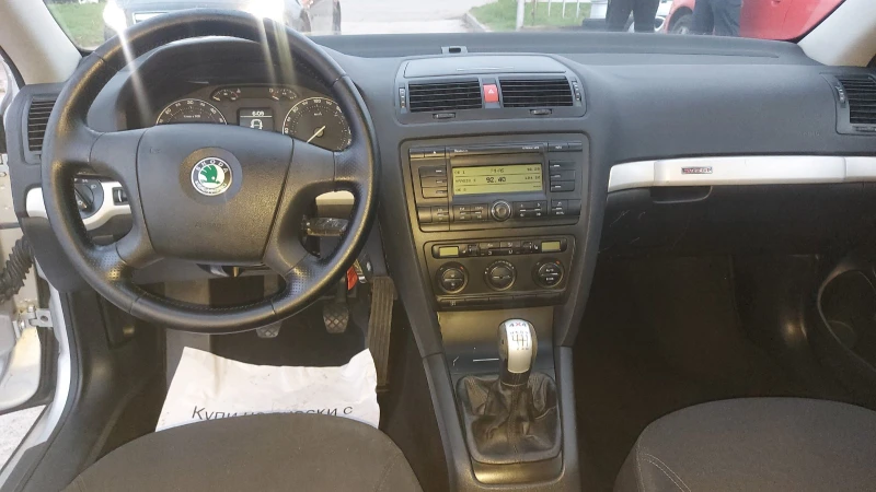 Skoda Octavia 2.0TDI SKAUT, снимка 3 - Автомобили и джипове - 52727153