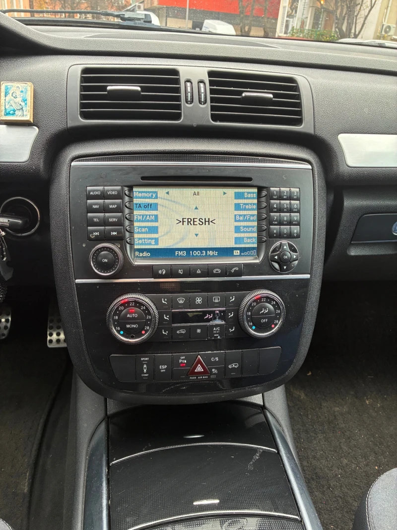 Mercedes-Benz R 320, снимка 15 - Автомобили и джипове - 52788472