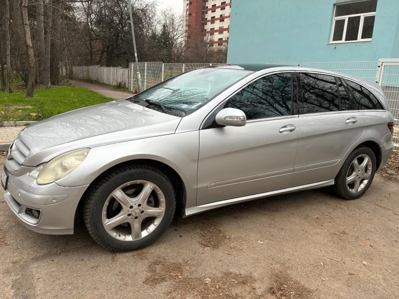 Mercedes-Benz R 320, снимка 2 - Автомобили и джипове - 52788472
