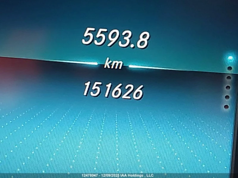 Mercedes-Benz C 300 AMG* 4MATIC* Памет* Панорама, снимка 11 - Автомобили и джипове - 52868799