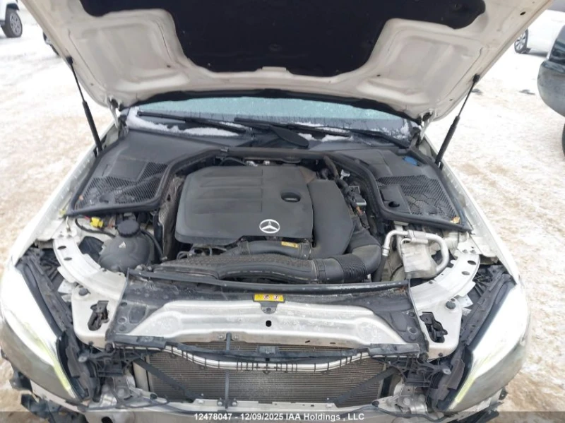 Mercedes-Benz C 300 AMG* 4MATIC* Памет* Панорама, снимка 9 - Автомобили и джипове - 52868799