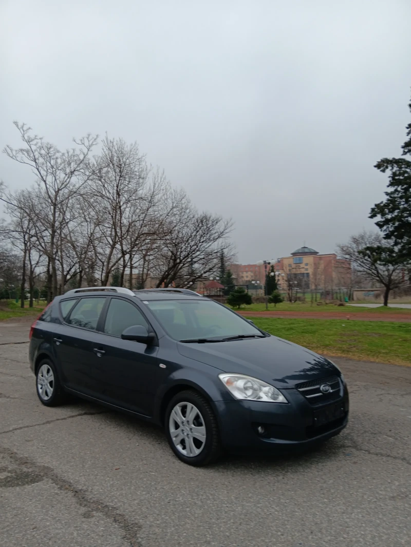 Kia Ceed 1.4-БЕНЗИН-100к.с.-НОВ ВНОС-С РЕГИСТРАЦИЯ-ОТЛИЧНА!, снимка 6 - Автомобили и джипове - 53125390