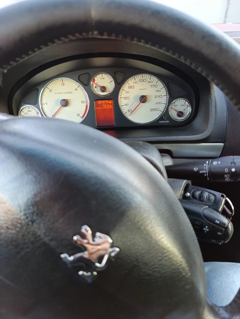 Peugeot 407 1.6 hdi, снимка 9 - Автомобили и джипове - 53158921