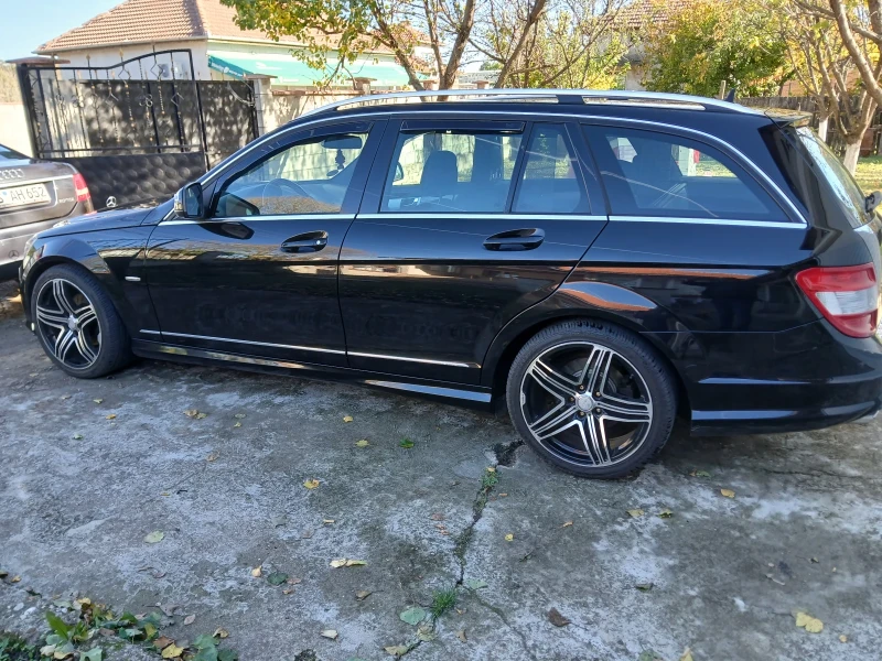 Mercedes-Benz C 220, снимка 2 - Автомобили и джипове - 53405686