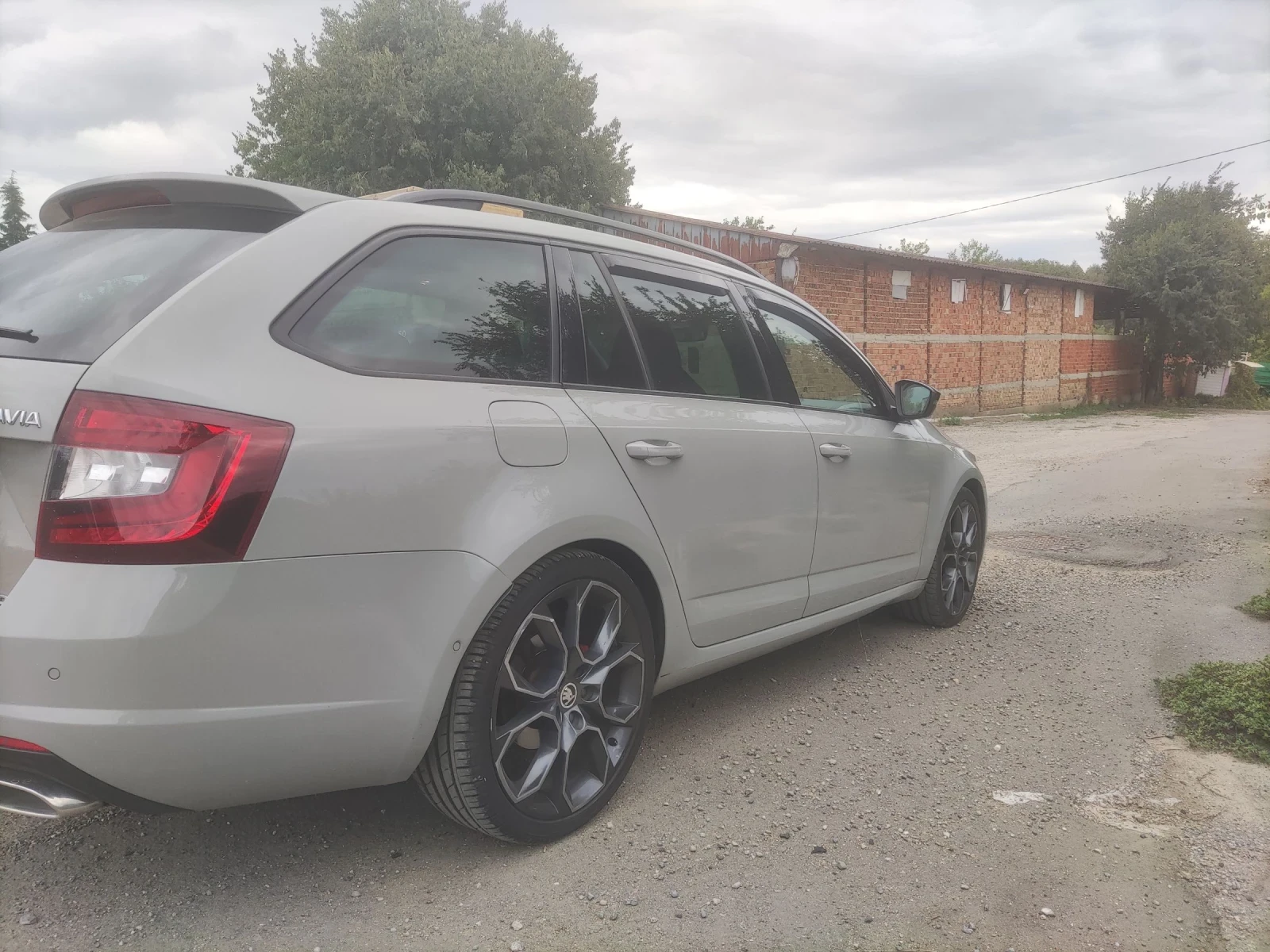 Skoda Octavia VRS, Facelift , Nardo Grey, 184 к.с, Full led - изображение 3