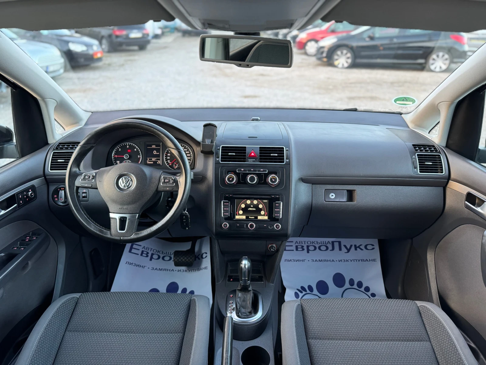 VW Touran 2.0TDI 140кс DSG АВТОМАТИК НАВИ ПОДГРЕВ  - изображение 9