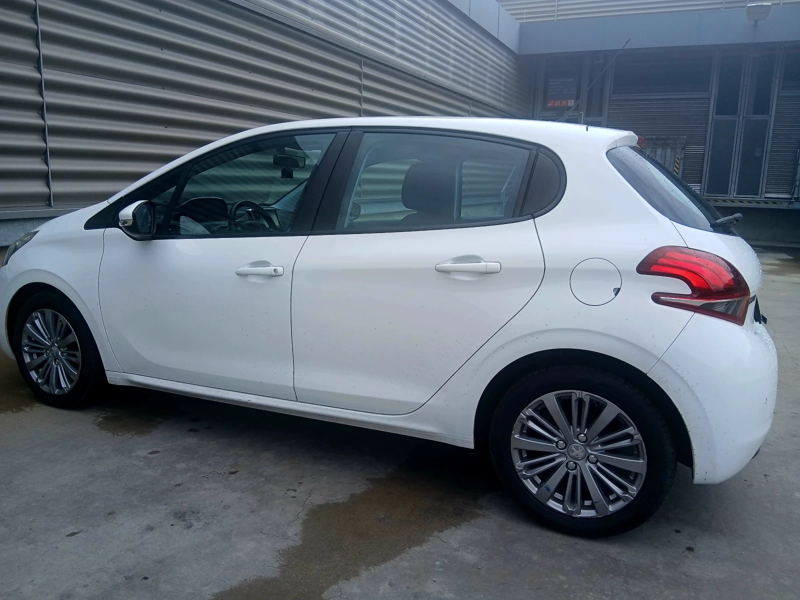 Peugeot 208 1.6 blue hdi euro 6b | Mobile.bg   10