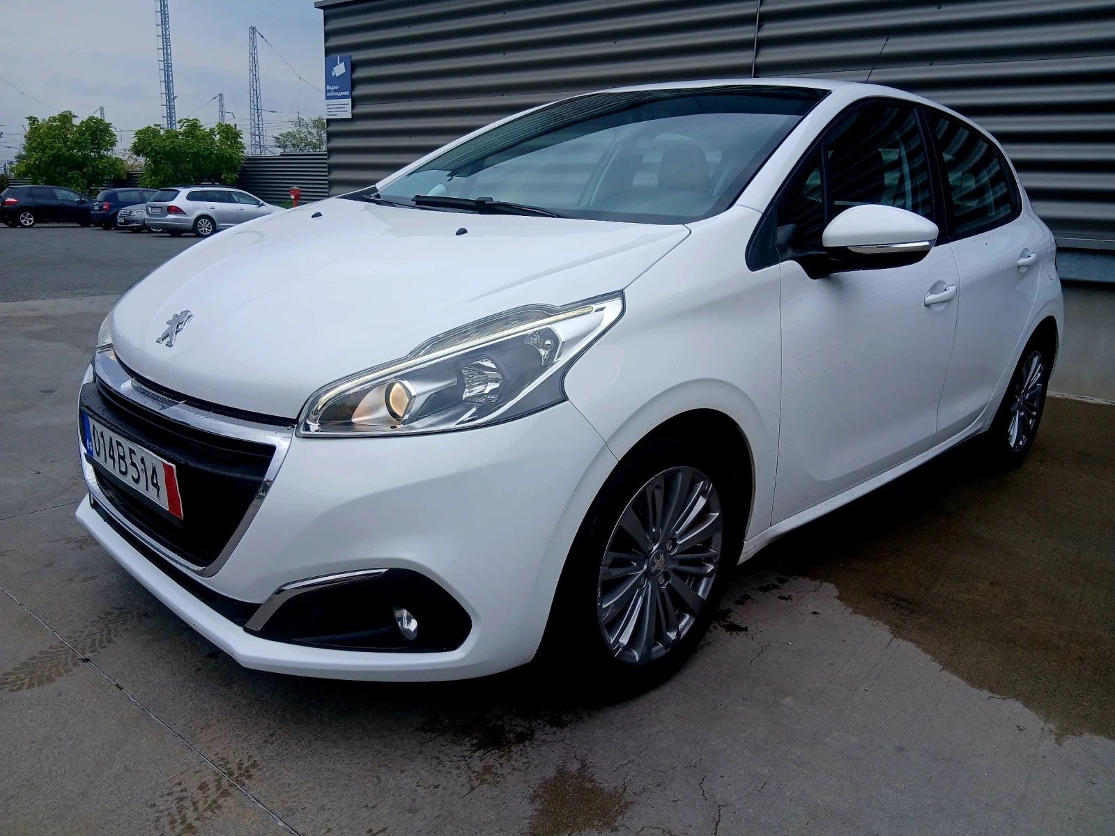 Peugeot 208 1.6 blue hdi euro 6b | Mobile.bg   2