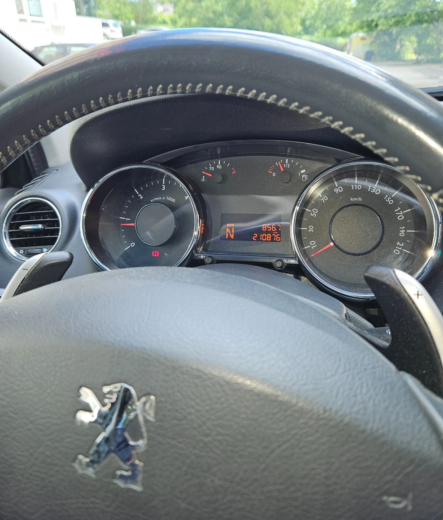 Peugeot 3008 1.6  | Mobile.bg   13