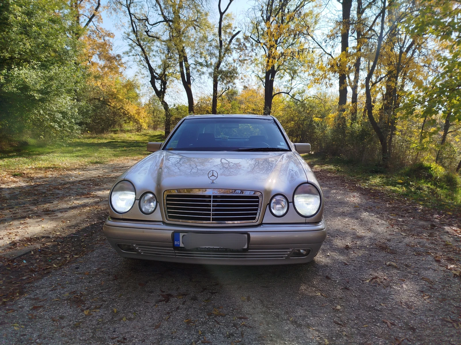 Mercedes-Benz E 200 | Mobile.bg   4