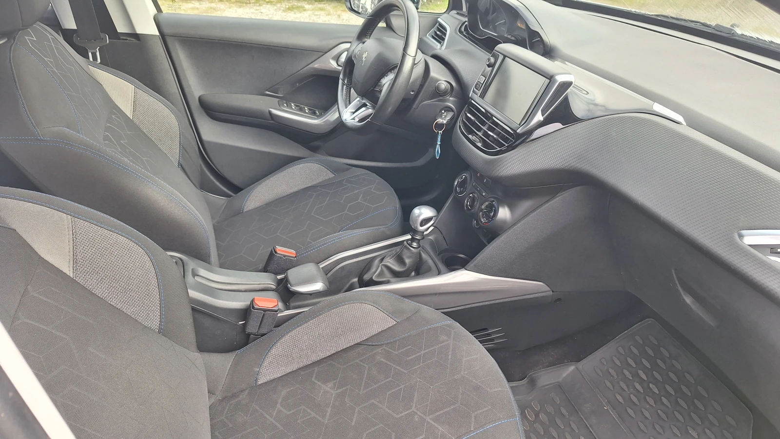 Peugeot 2008  - изображение 10