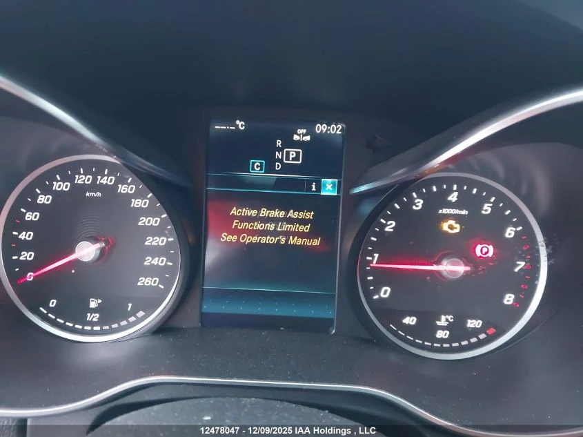 Mercedes-Benz C 300 AMG* 4MATIC* Памет* Панорама - изображение 10