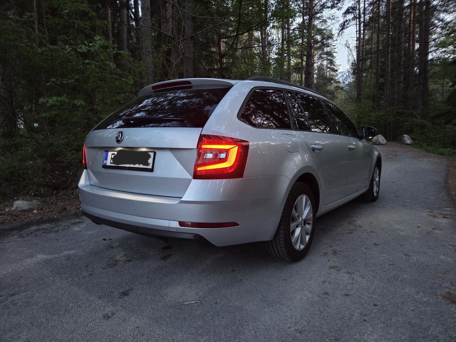 Skoda Octavia, снимка 5 - Автомобили и джипове - 53952056