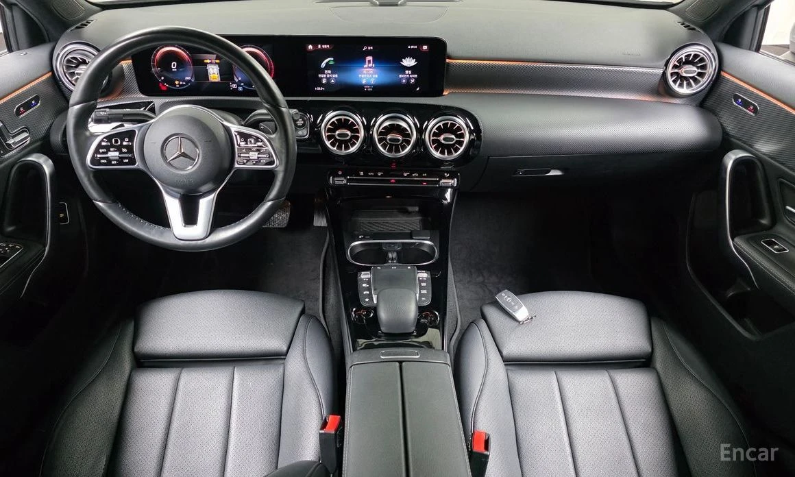 Mercedes-Benz A 200  - изображение 7