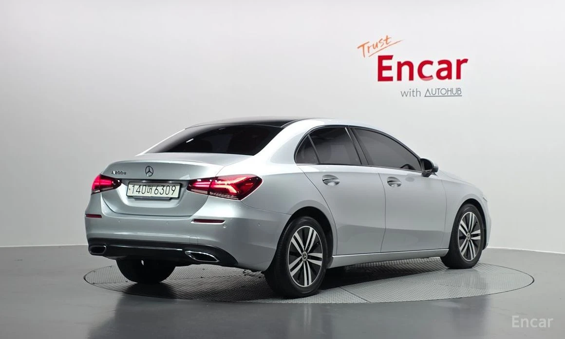 Mercedes-Benz A 200  - изображение 2