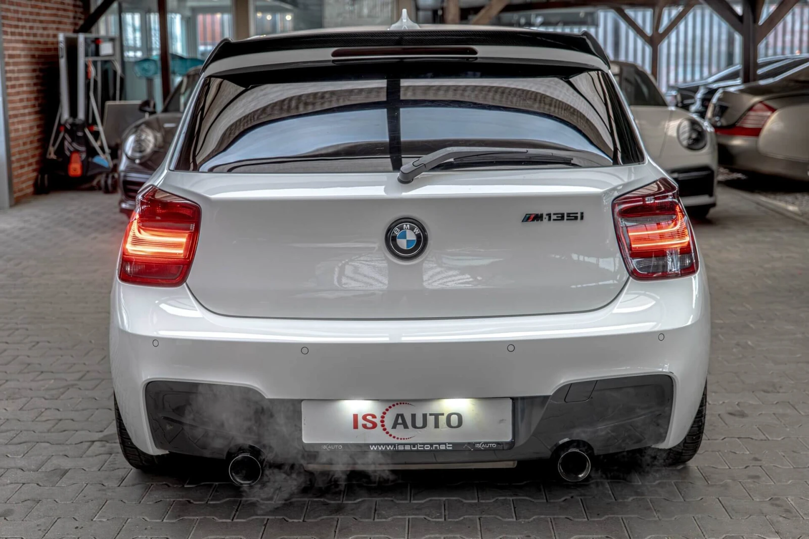 BMW 135 M-Technic/Алкантар/Спортен дисплей/Harman Kardon/П - изображение 4