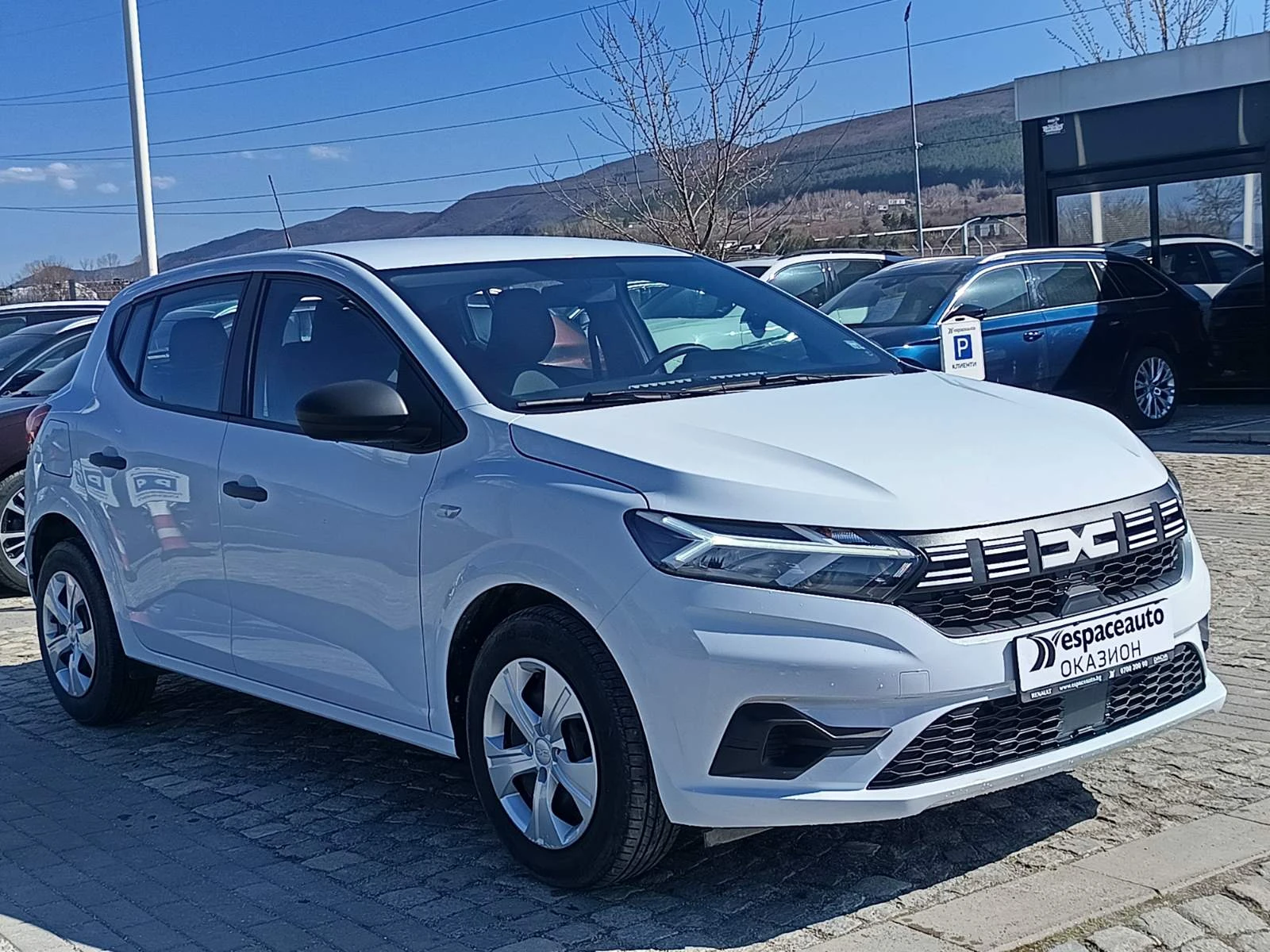 Dacia Sandero 1.0Sce/ 65к.с., снимка 3 - Автомобили и джипове - 53814444