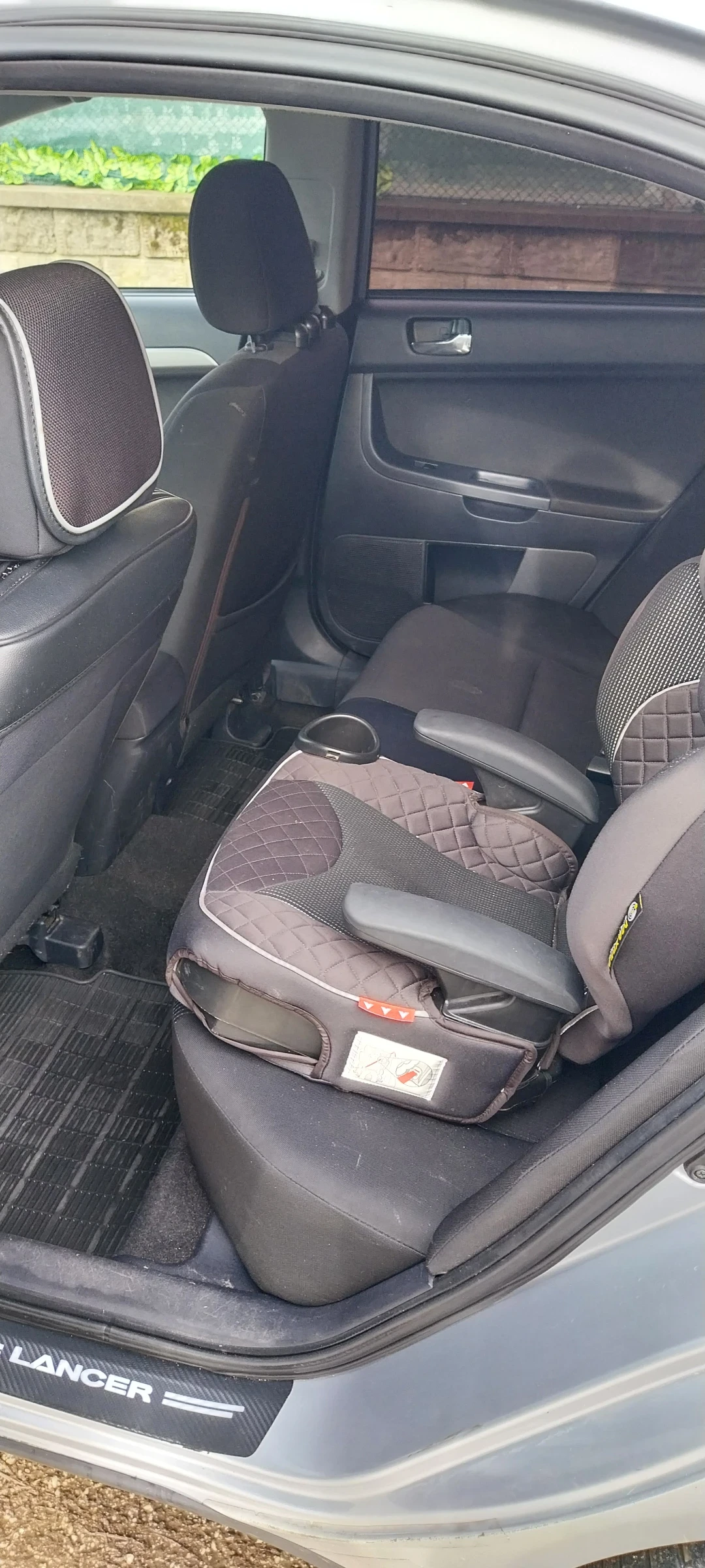 Mitsubishi Lancer 1.5, снимка 7 - Автомобили и джипове - 54042873