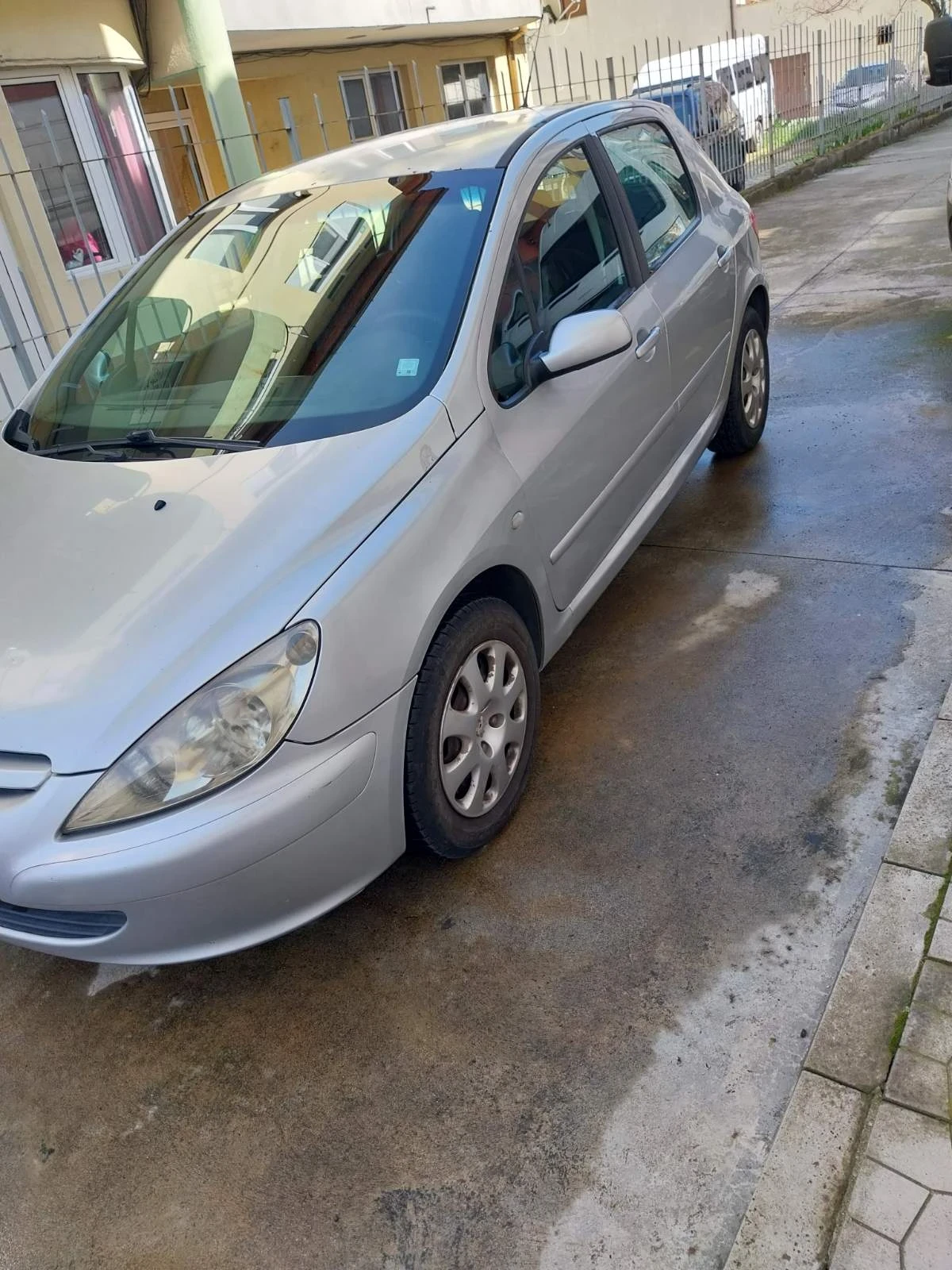 Peugeot 307 2.0 hdi, снимка 9 - Автомобили и джипове - 54045083