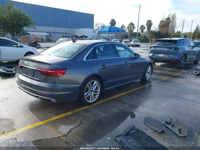 Audi A4 2.0l Prestige 45 Tfsi S Line Quattro S Tronic, снимка 4 - Автомобили и джипове - 54141617