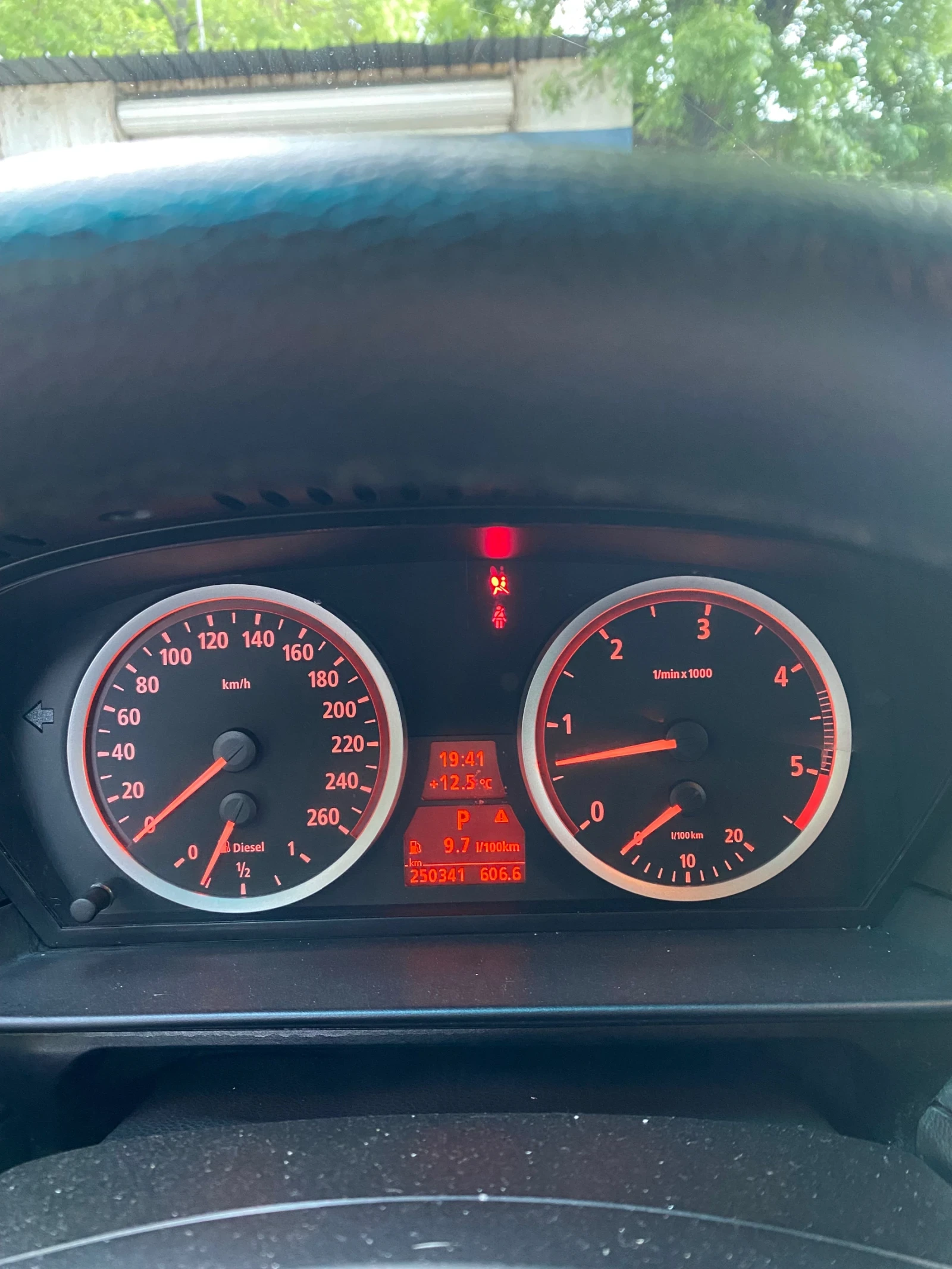 BMW 525, снимка 13 - Автомобили и джипове - 54576431