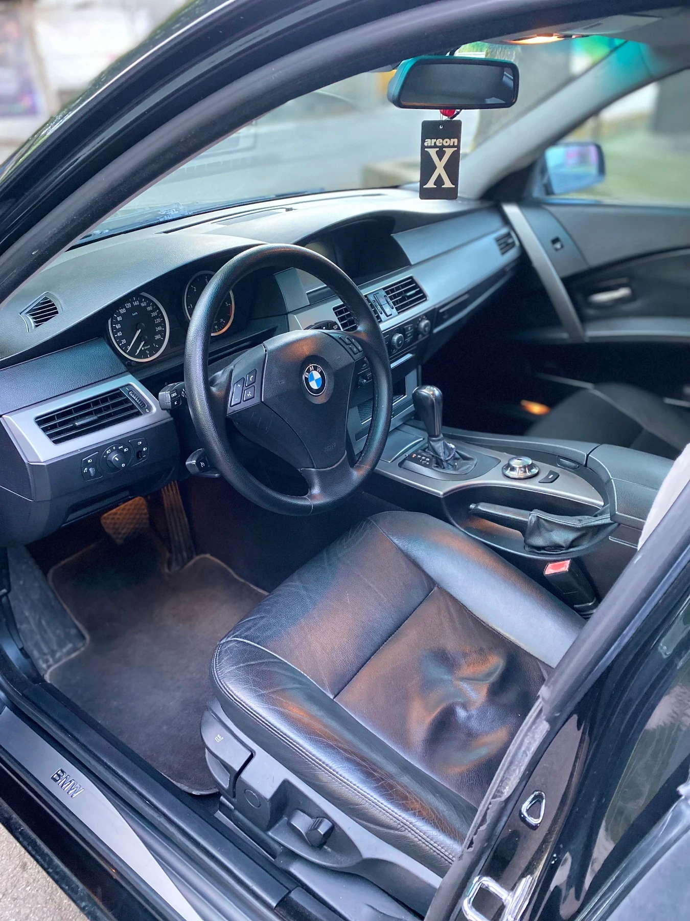 BMW 525, снимка 8 - Автомобили и джипове - 54576431