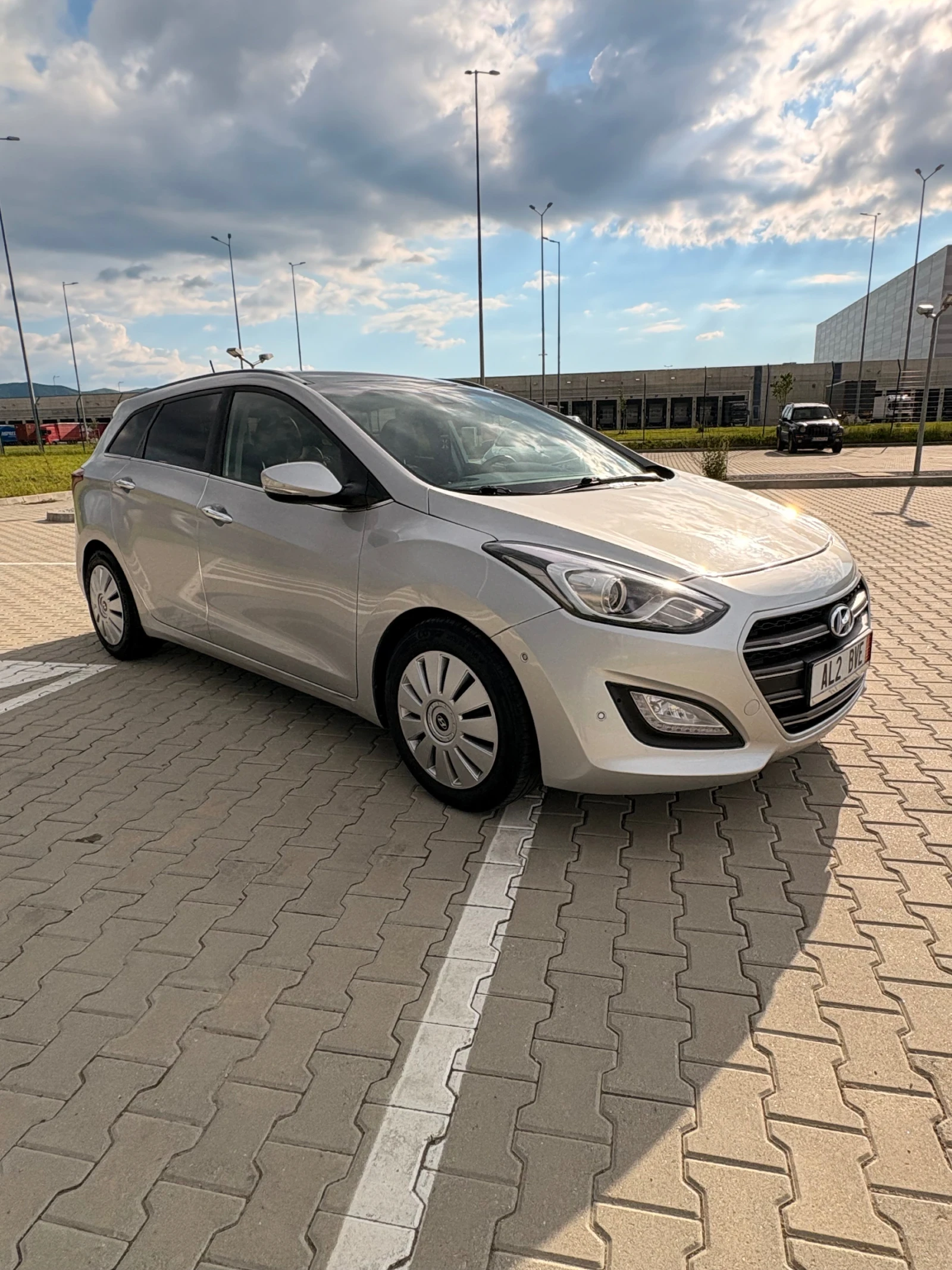 Hyundai I30 Premium, снимка 8 - Автомобили и джипове - 54649879