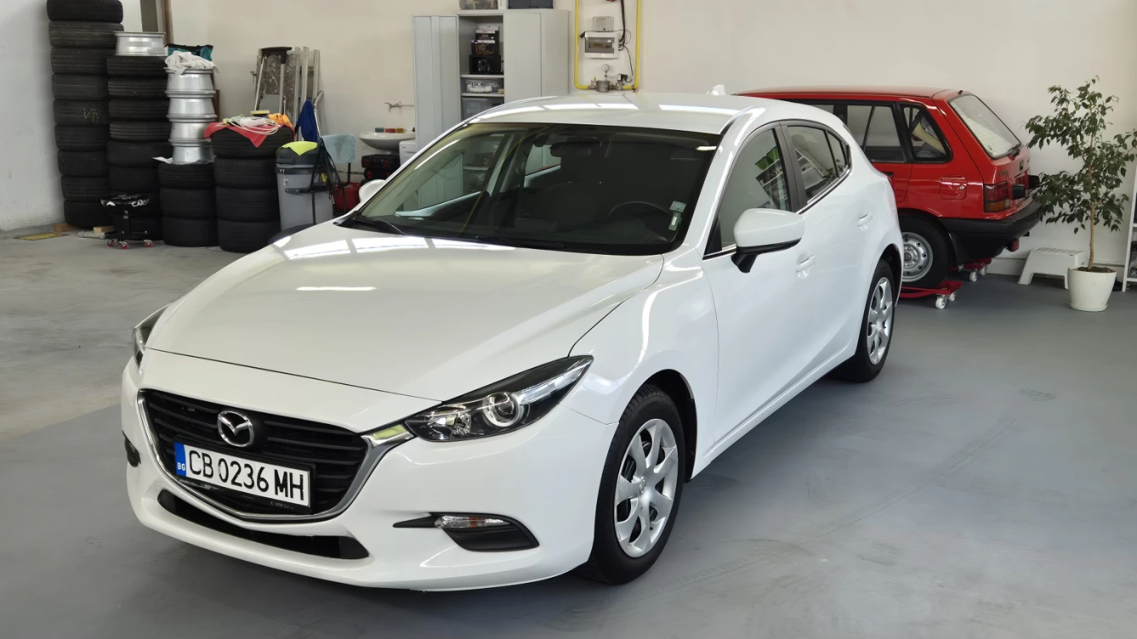 Mazda 3 - 53 726км!
