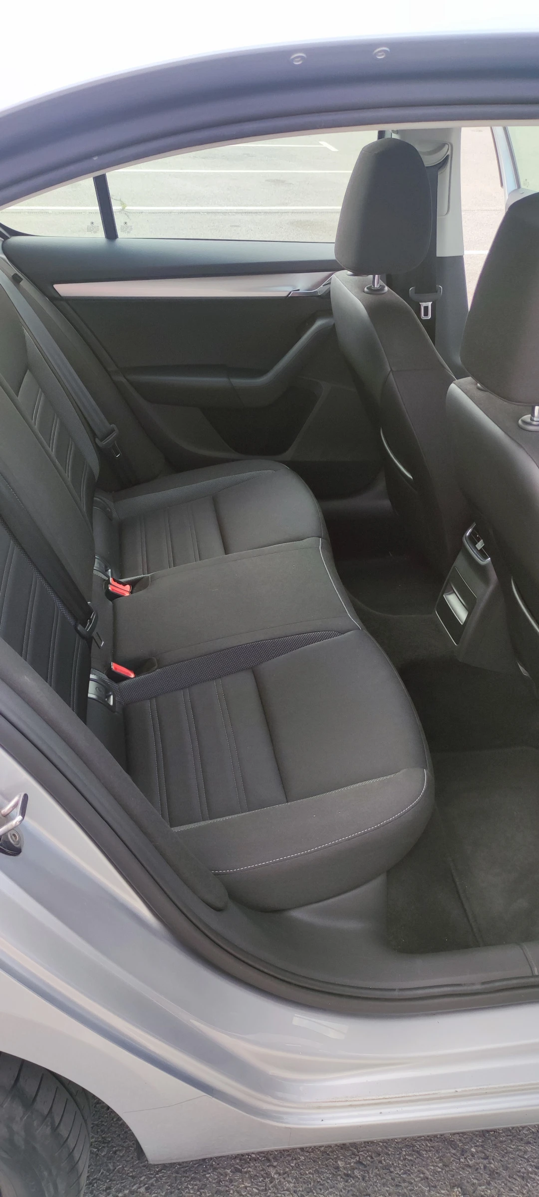 Skoda Octavia 1, 5 TSI DSG | Ambition | 1 собственик , снимка 14 - Автомобили и джипове - 54987128