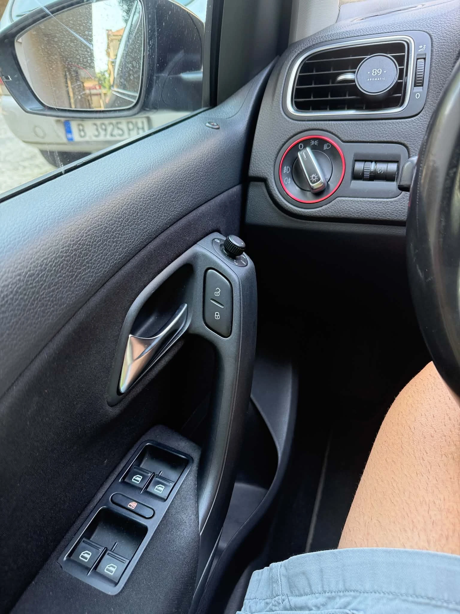 VW Polo 1.4 86 K.С , снимка 11 - Автомобили и джипове - 55354298