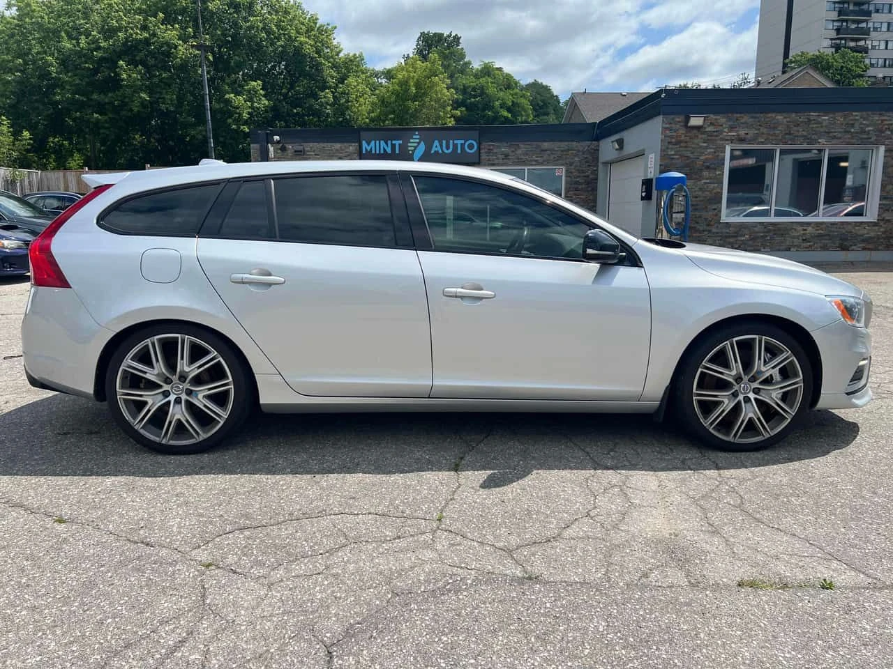 Volvo V60 * T6 Polestar * CARFAX * ЦЕНА ДО БГ, снимка 3 - Автомобили и джипове - 55494050
