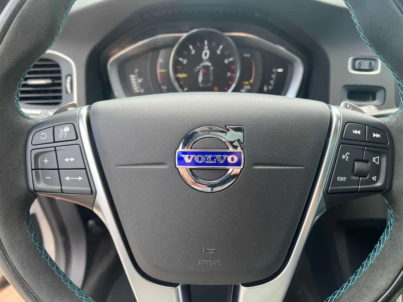 Volvo V60 * T6 Polestar * CARFAX * ЦЕНА ДО БГ, снимка 12 - Автомобили и джипове - 55494050