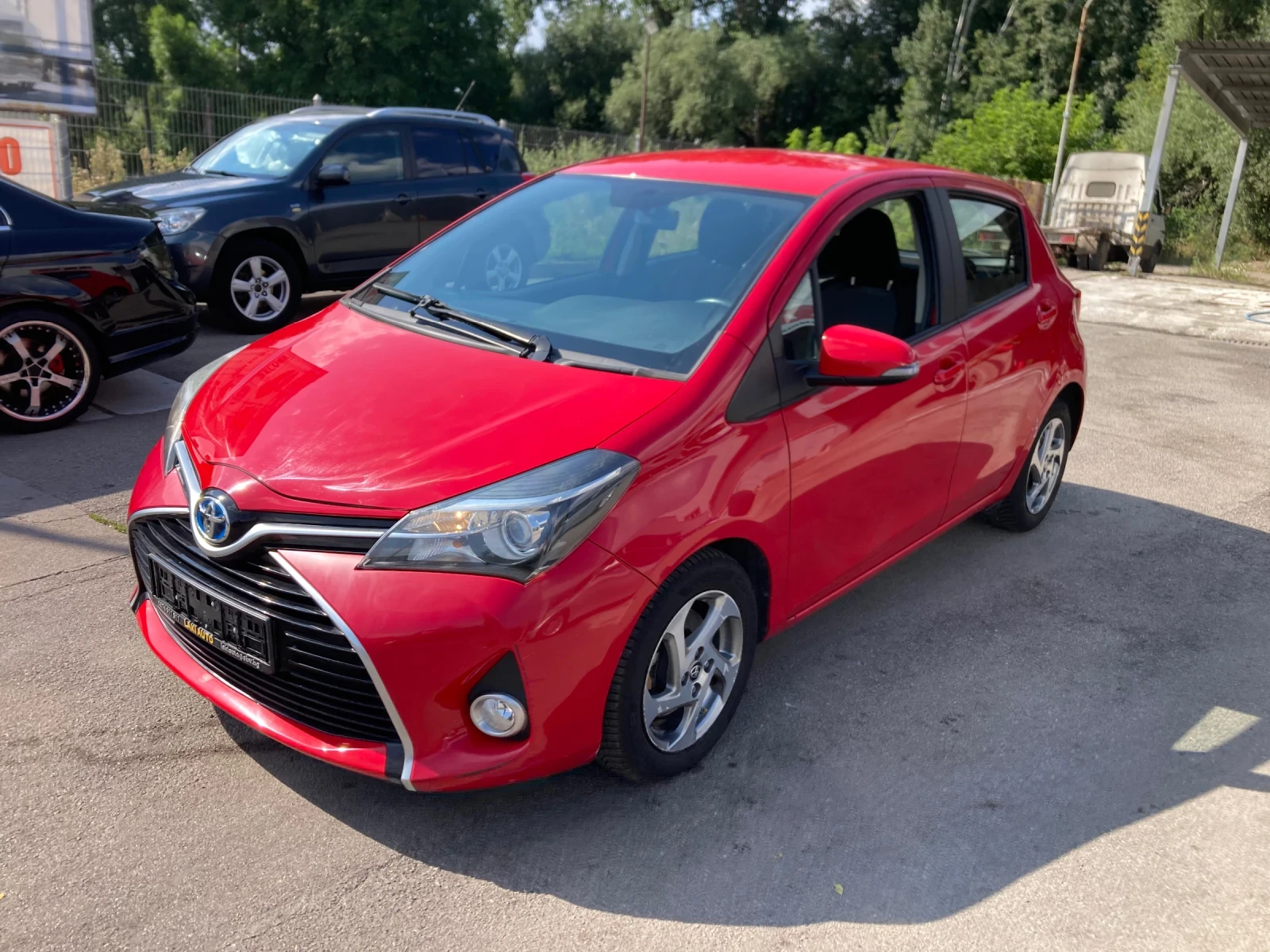 Toyota Yaris 1.5 Hibrid Euro-6B Avtomatik